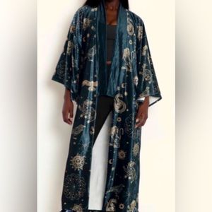 NWT Blackmilk Harry Potter magic sky velvet kimono robe